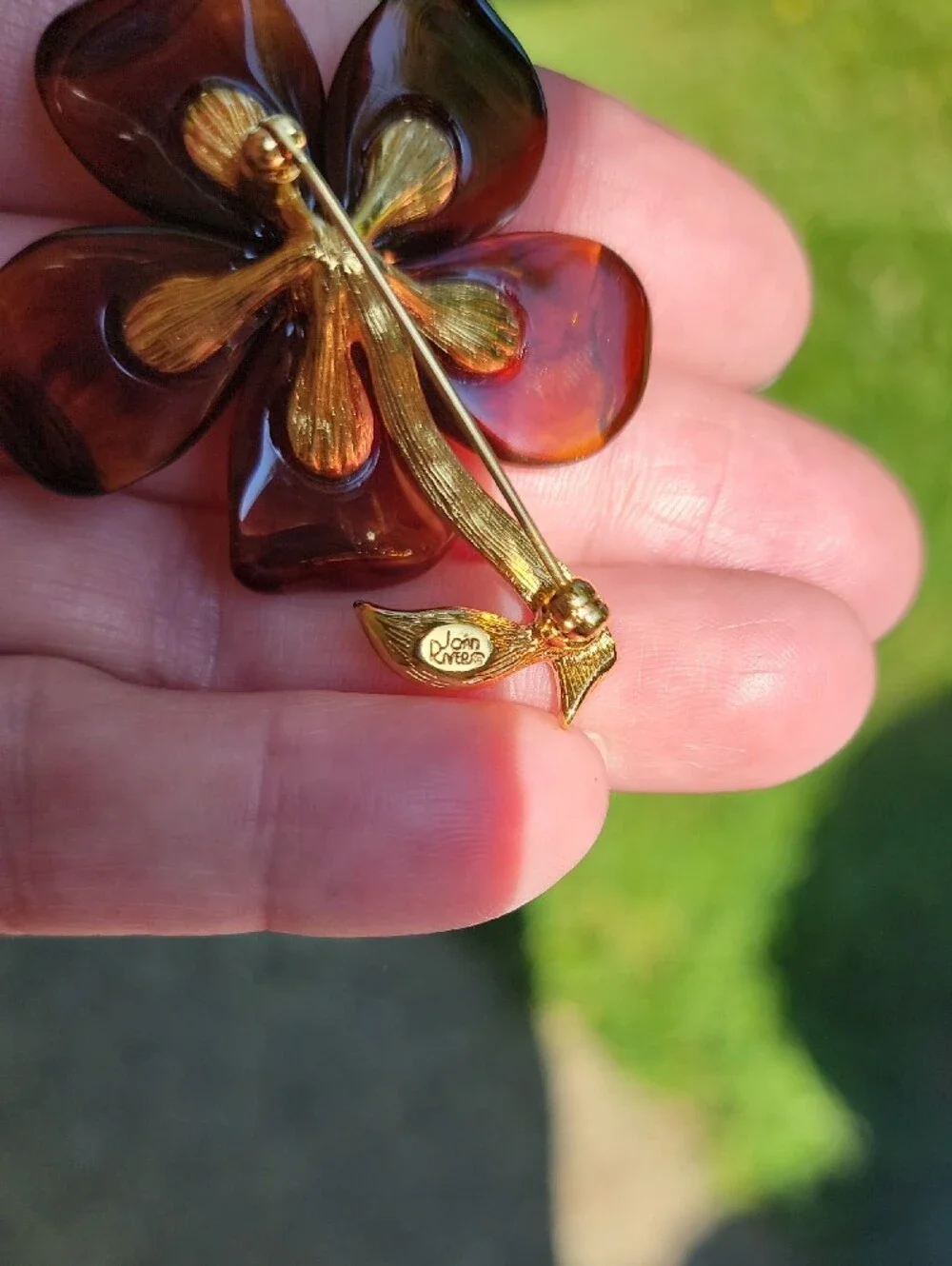 Vintage Joan Rivers Amber-Tone Flower Brooch with Gold Center Classic